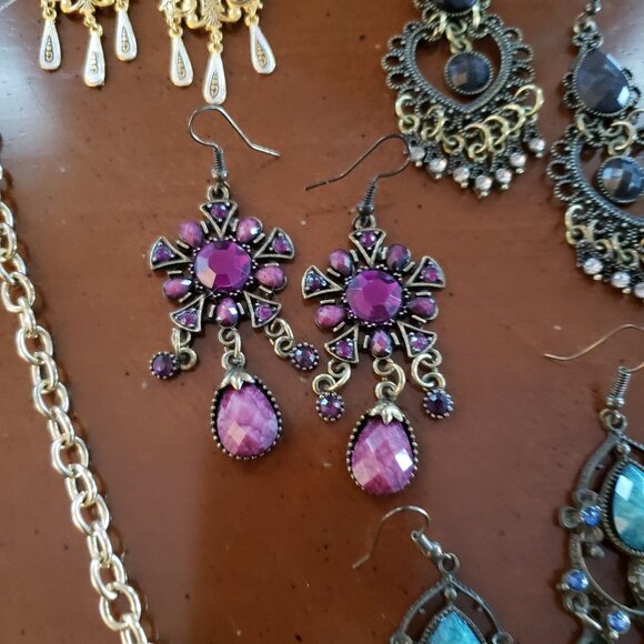 8 piece Bohemian Costume jewelry lot necklace earrings locket bracelet - Picture 10 of 11